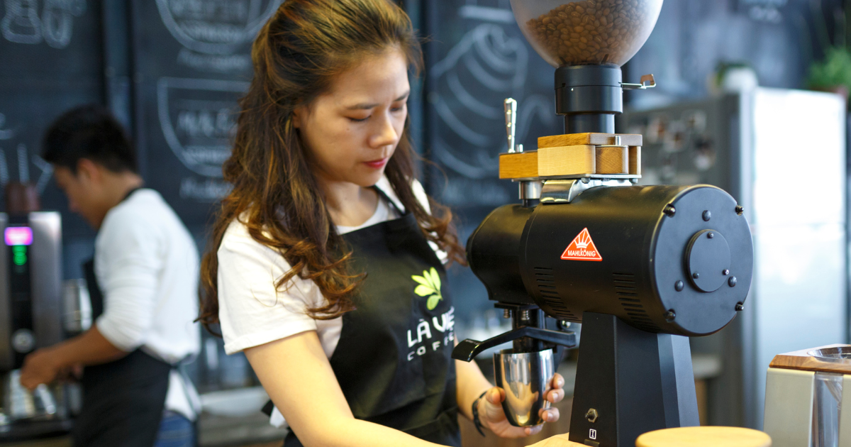 Professional grinders give consistent coffee grind sizes | Img by Quang Nguyen Vinh from Pexels - Genuine Origin Coffee Mahlkonig professional coffee grinder. Coffee shops and coffee pros use these to get consistent coffee grind sizes