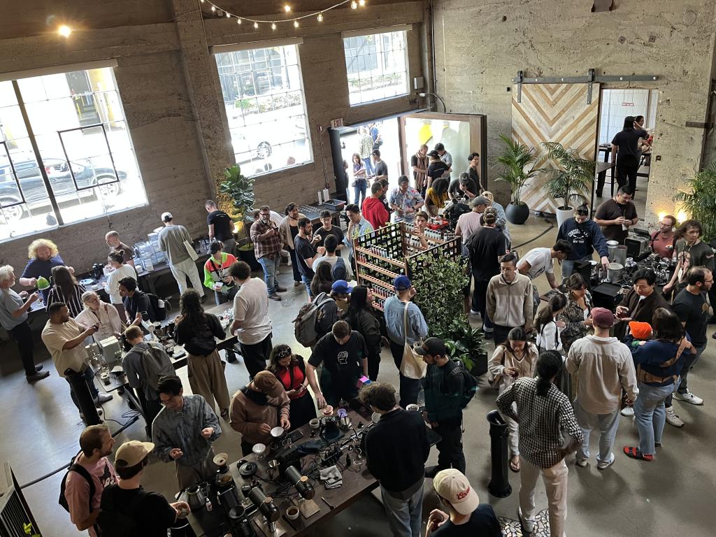 Sey x Hyunah House Pop Up lab 